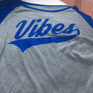 Vibes 3/4 sleeve